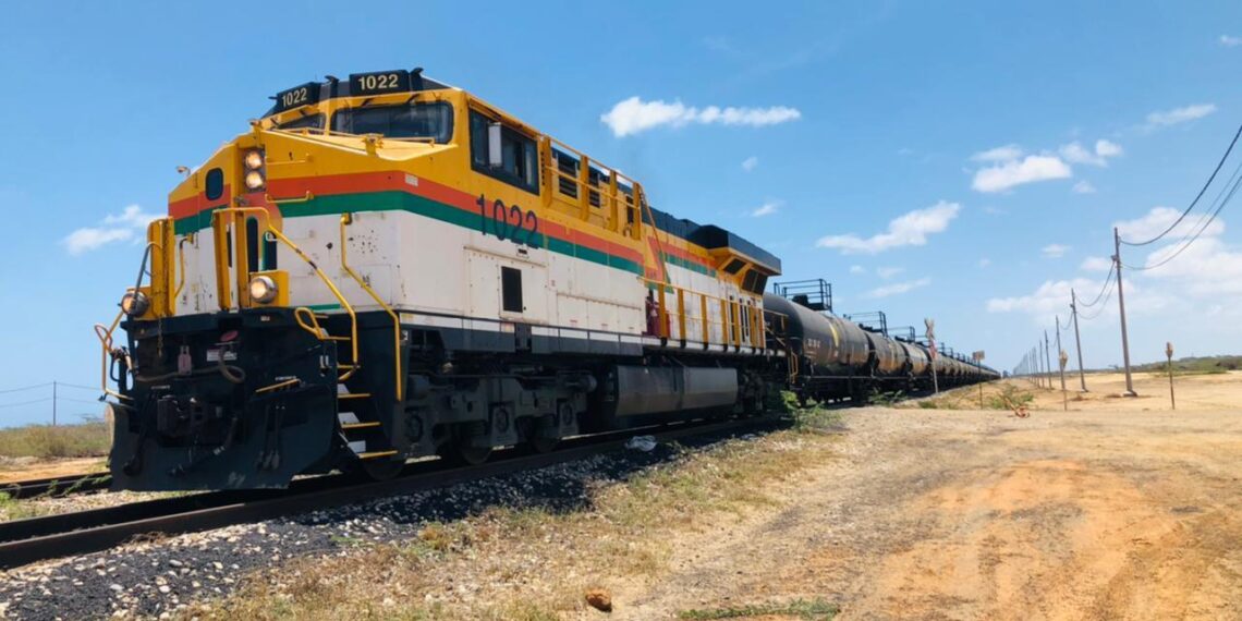 Cerrejón retoma el suministro de agua potable a comunidades wayuu