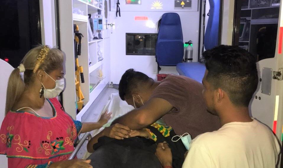 Tres jóvenes dejan la huelga de hambre por condiciones de salud