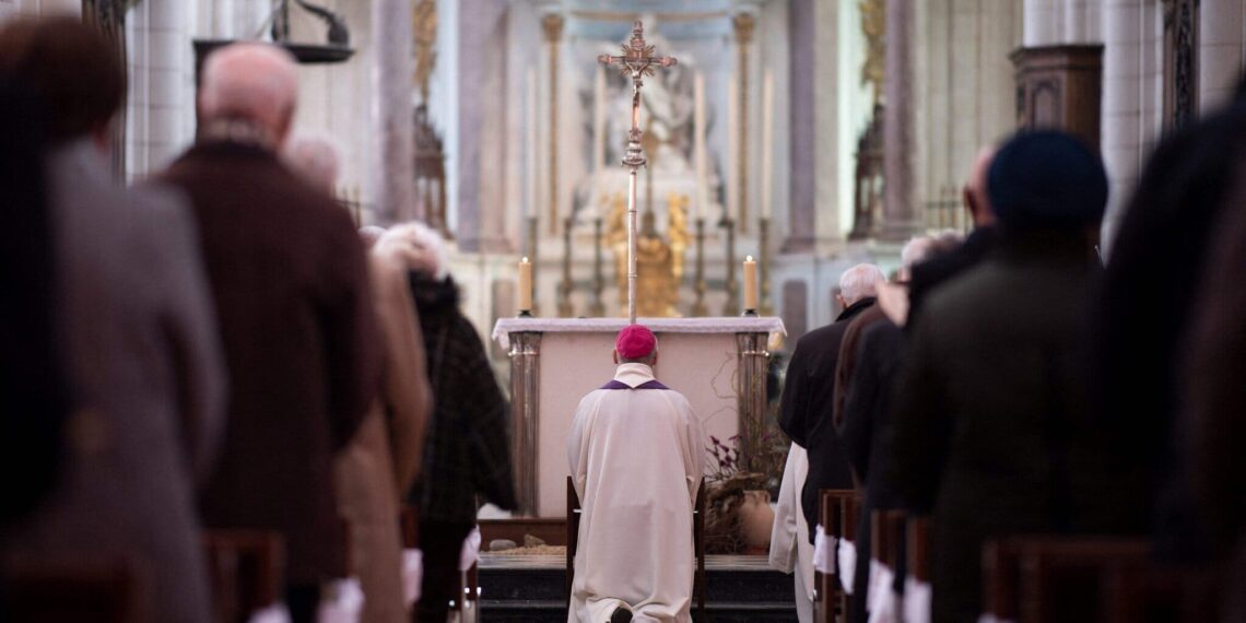 216 mil víctimas de abusos sexuales y pederastia en iglesia católica de Francia