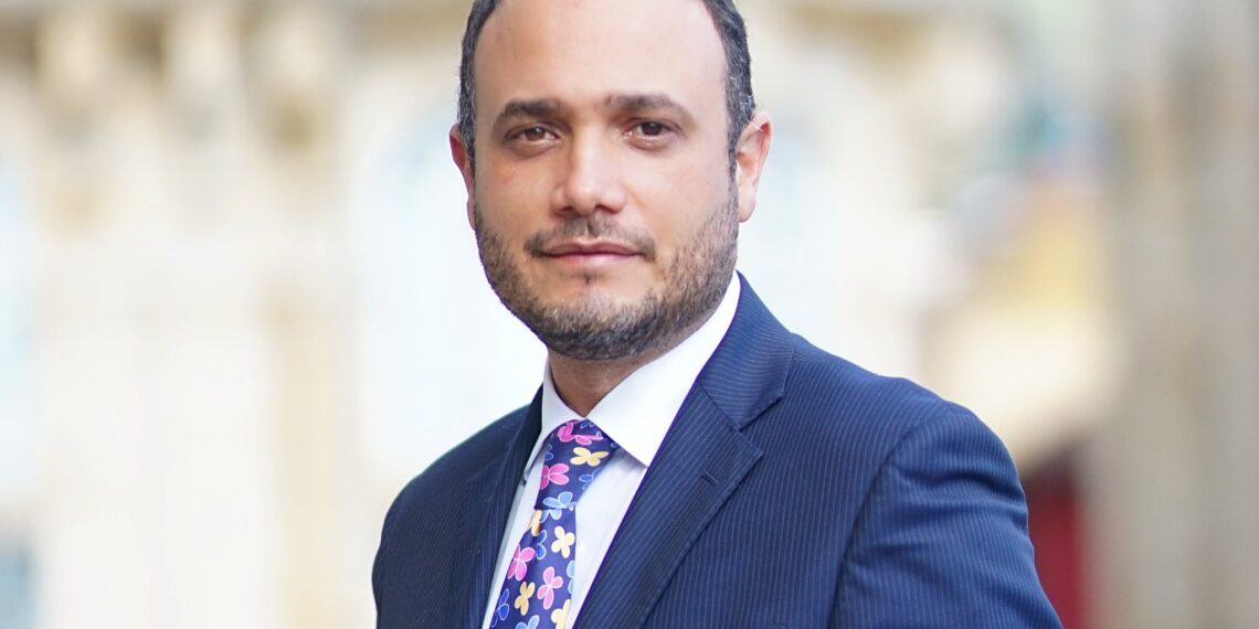 Alfredo Deluque inscribe su candidatura al Senado