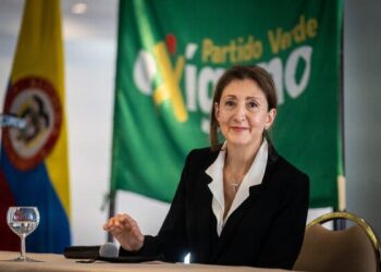 Ingrid Betancourt se iría de la coalición Centro Esperanza si no “se alejan de las maquinarias”