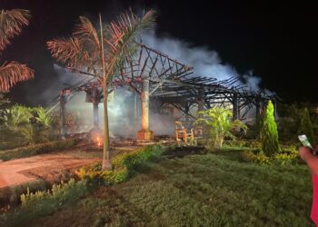Queman kiosco de la finca del dirigente Moisés Daza Mendoza