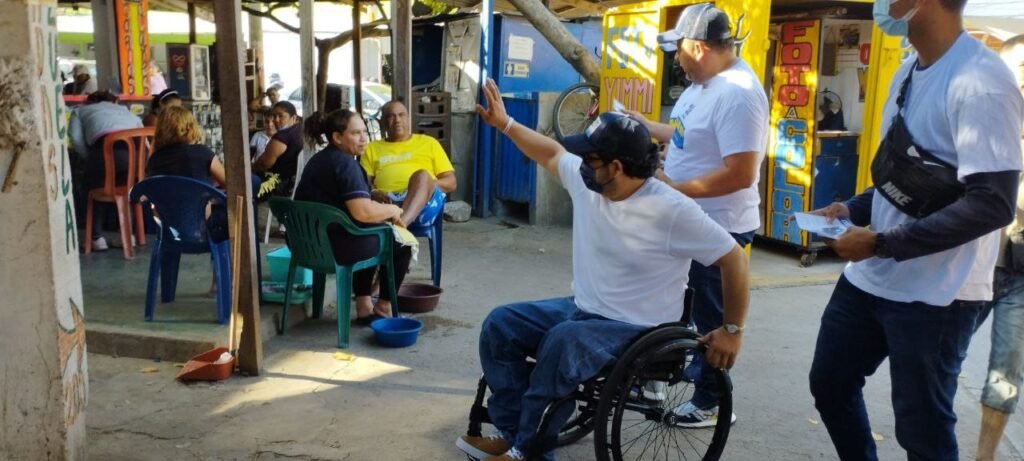 Miller Soto socializó su propuesta como candidato al Senado con comerciantes de Riohacha
