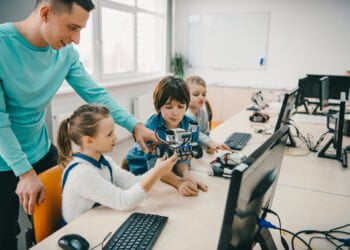 Herramientas tecnológicas y educación, así avanza la transformación del sector