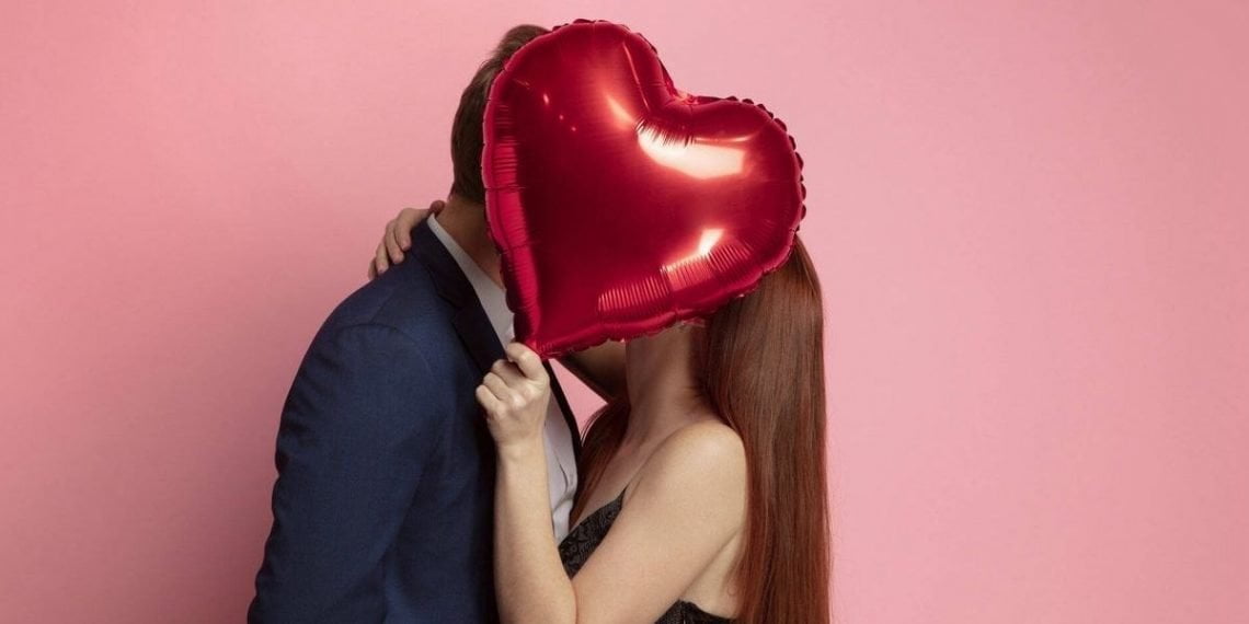 ¿Cuánto factura el amor en Colombia?