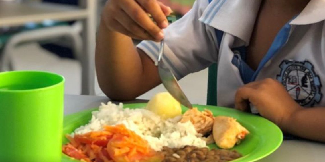 “Más de 122 mil estudiantes de La Guajira están en riesgo de no recibir alimentos”; Contraloría