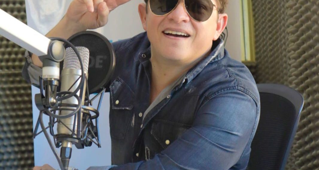 El Mono Zabaleta lidera la campaña ´Pórtate bien primo´ en Riohacha