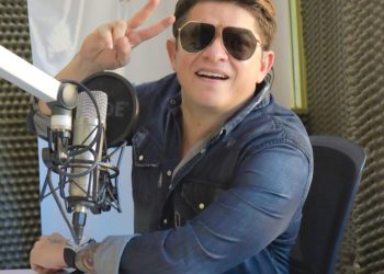 El Mono Zabaleta lidera la campaña ´Pórtate bien primo´ en Riohacha