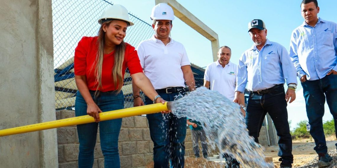Construyen planta que producirá 80 mil litros diarios de agua potable en Uribia