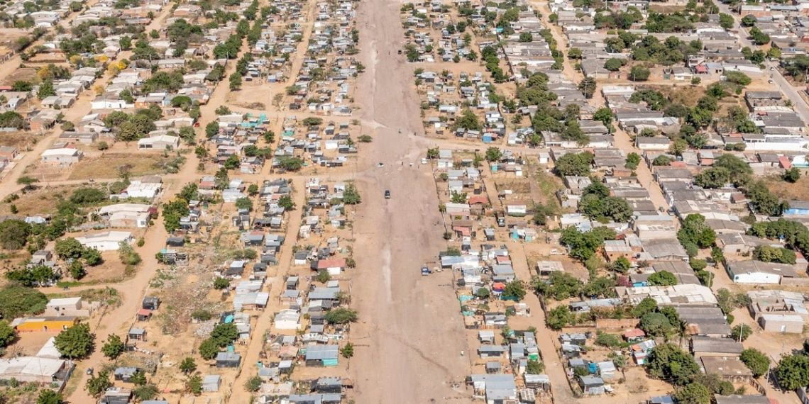 Convocarán a entidades para atender crisis humanitaria de migrantes ubicados en “La Pista” en Maicao