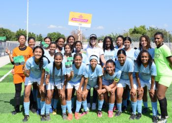 Inauguran torneo Jóvenes Talentos Cerrejón 2024 categoría femenina en Barrancas
