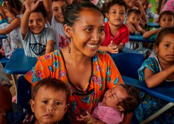 Gobierno Nacional invierte más de $700 mil millones para niños y jóvenes de La Guajira