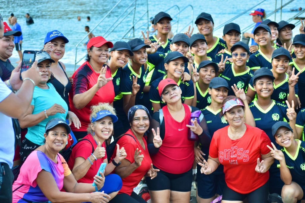 Primera Travesía Santa Marta Activa reúne a más de 1.000 Participantes