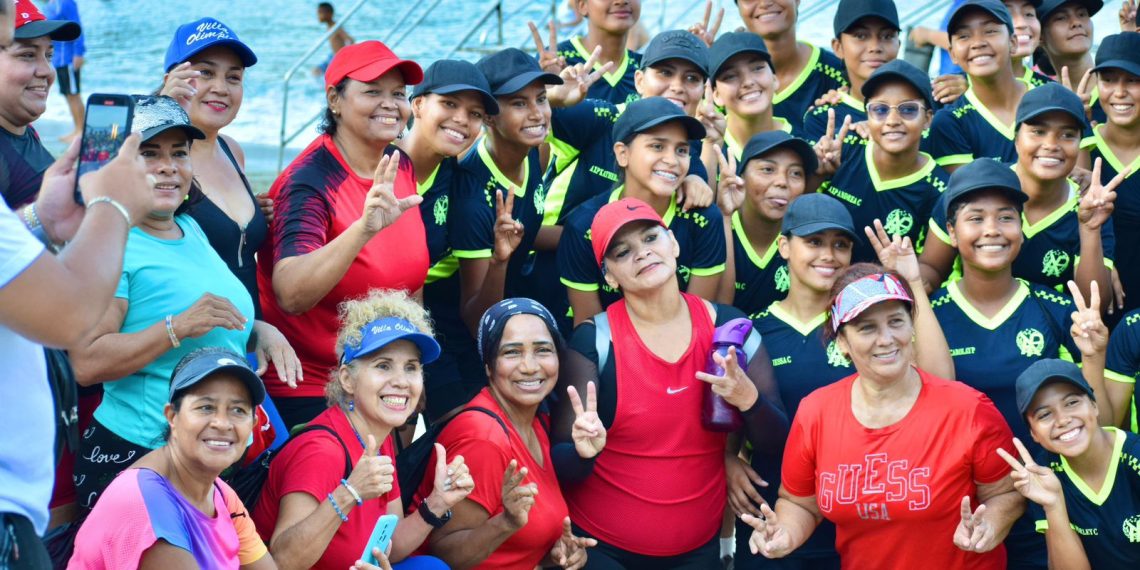 Primera Travesía Santa Marta Activa reúne a más de 1.000 Participantes