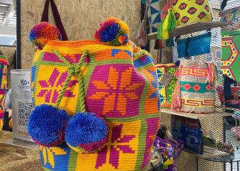 Uribia transforma su Terminal de Transporte en un museo del tejido wayuú