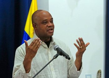 Colombia aboga por una solución a la crisis entre Ecuador y México