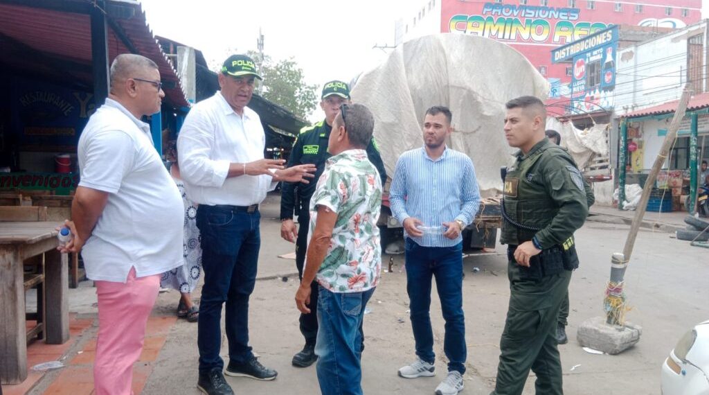 Recuperar el espacio público del Mercado Nuevo: el objetivo de las autoridades en Riohacha