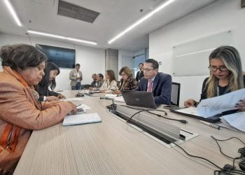 Cuestionamiento a la Procuraduría por visita a sede de la Supersalud