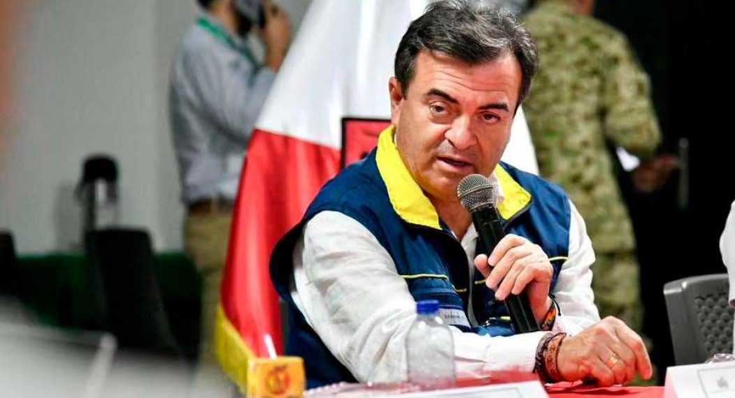 Olmedo López anuncia que romperá el silencio sobre escándalo de los carrotanques
