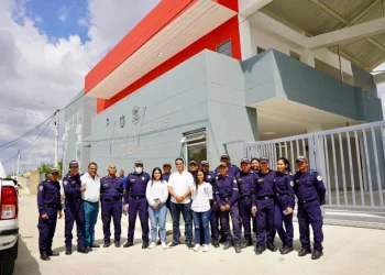 Gobernación de La Guajira entrega nuevas estaciones de bomberos en Riohacha y Uribia