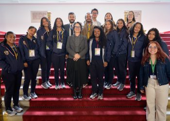 Liga Femenina de Rugby de La Guajira recibió homenajes por su triunfo en Sudáfrica
