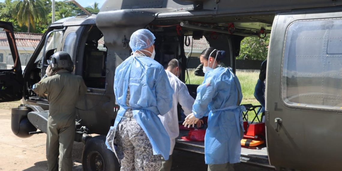 Paciente con síntomas de tuberculosis es trasladado en misión humanitaria desde la Alta Guajira