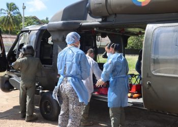 Paciente con síntomas de tuberculosis es trasladado en misión humanitaria desde la Alta Guajira