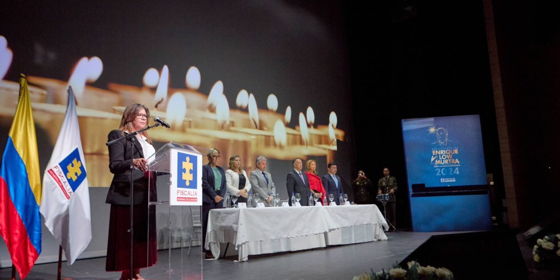 Fiscal general dedicó emotivo homenaje a Ana Isabel Mejía funcionaria del CTI de Riohacha asesinada en noviembre