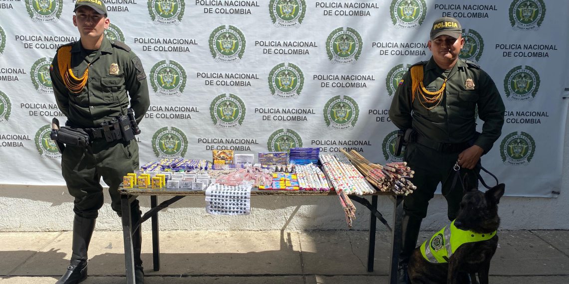 Previo a la celebración de la nochebuena la Policía incauta material pirotécnico