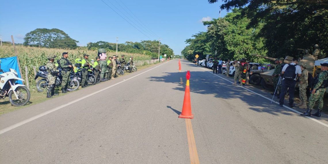 El Ejército vigila las vías de La Guajira durante la temporada de Navidad y fin de año
