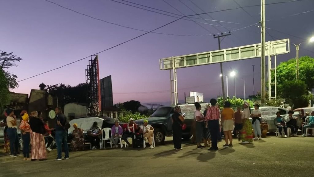 Aeropuerto de Riohacha bloqueado por protesta de comunidades afros