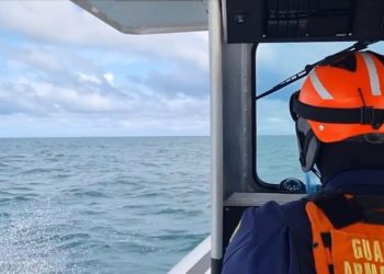 Autoridades buscan a pescador desaparecido entre Camarones y Riohacha