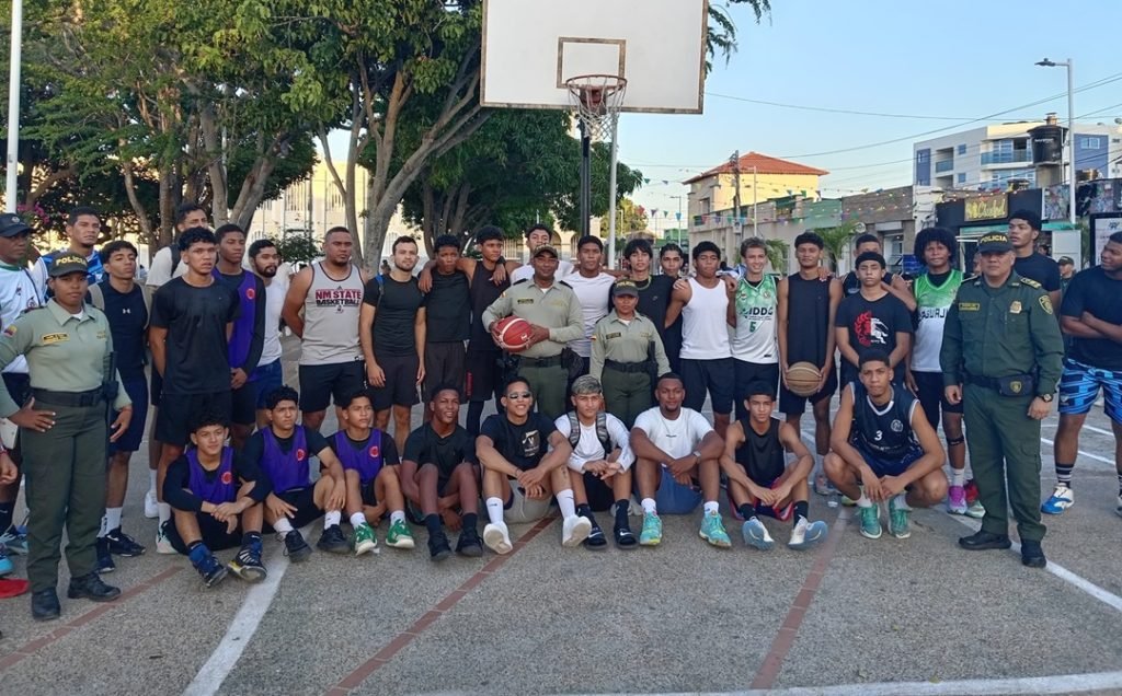 La Policía Nacional realizó el evento Riobasket 3×3 en el Parque Nicolás de Federmán