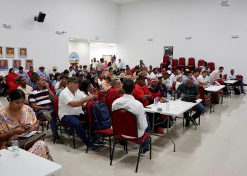 Gobernador de La Guajira lidera mesas de trabajo con Ecopetrol y Petrobras