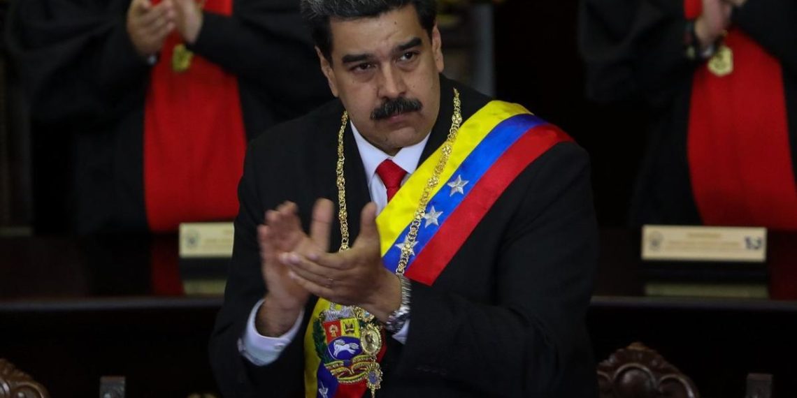Maduro asume nuevo mandato presidencial en Venezuela en medio de denuncias de fraude electoral