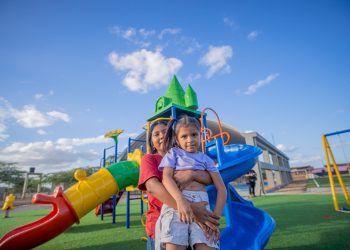 Gobierno invierte $2,3 billones en educación y marca un hito histórico en La Guajira