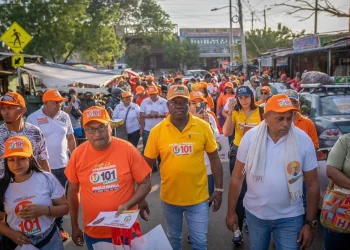 Pablo Parra recorre el Mercado Nuevo de Riohacha y consolida respaldo popular rumbo al Congreso