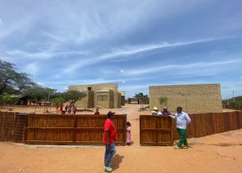 Cerca de mil colegios en La Guajira eran “invisibles” para el Estado: Gobierno inicia proceso de geolocalización