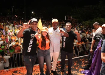 Más de 10 mil personas acompañan el cierre de campaña de Pablo Parra en Riohacha