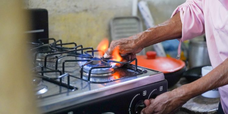 Gobierno Nacional ordena devolver más de $150.000 millones a usuarios de gas natural