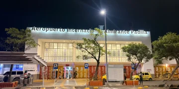 Aeropuerto de Riohacha habilita vuelos nocturnos y fortalece el turismo en La Guajira