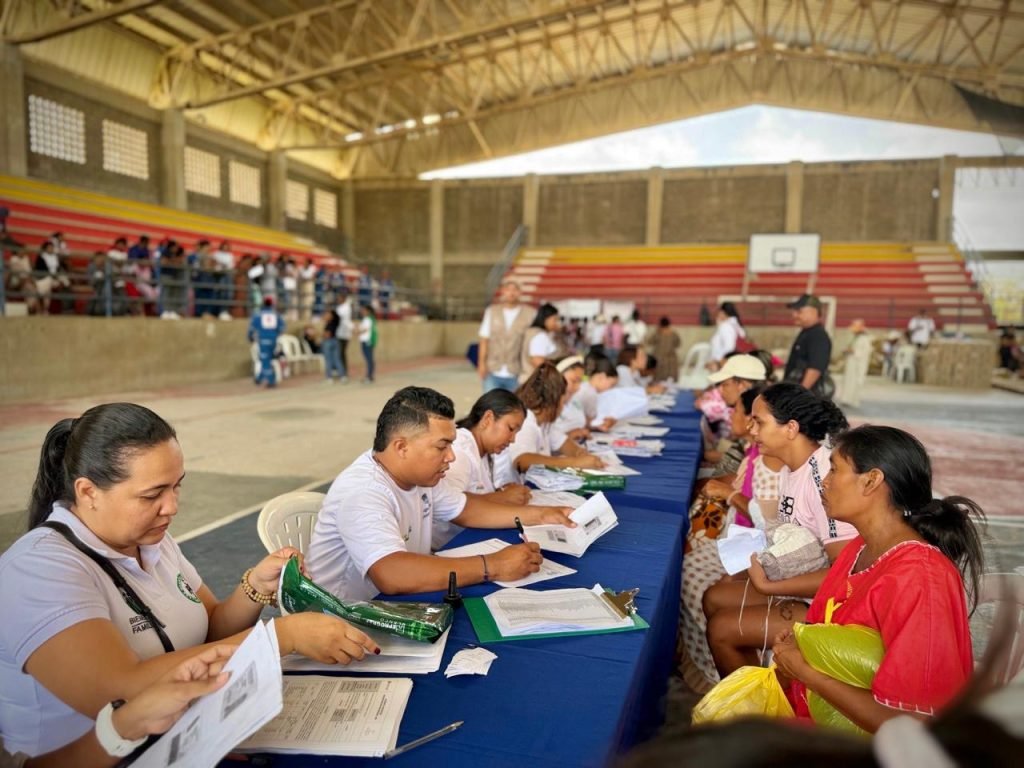 Más de 3.200 familias en La Guajira reciben alimentos en estrategia del ICBF