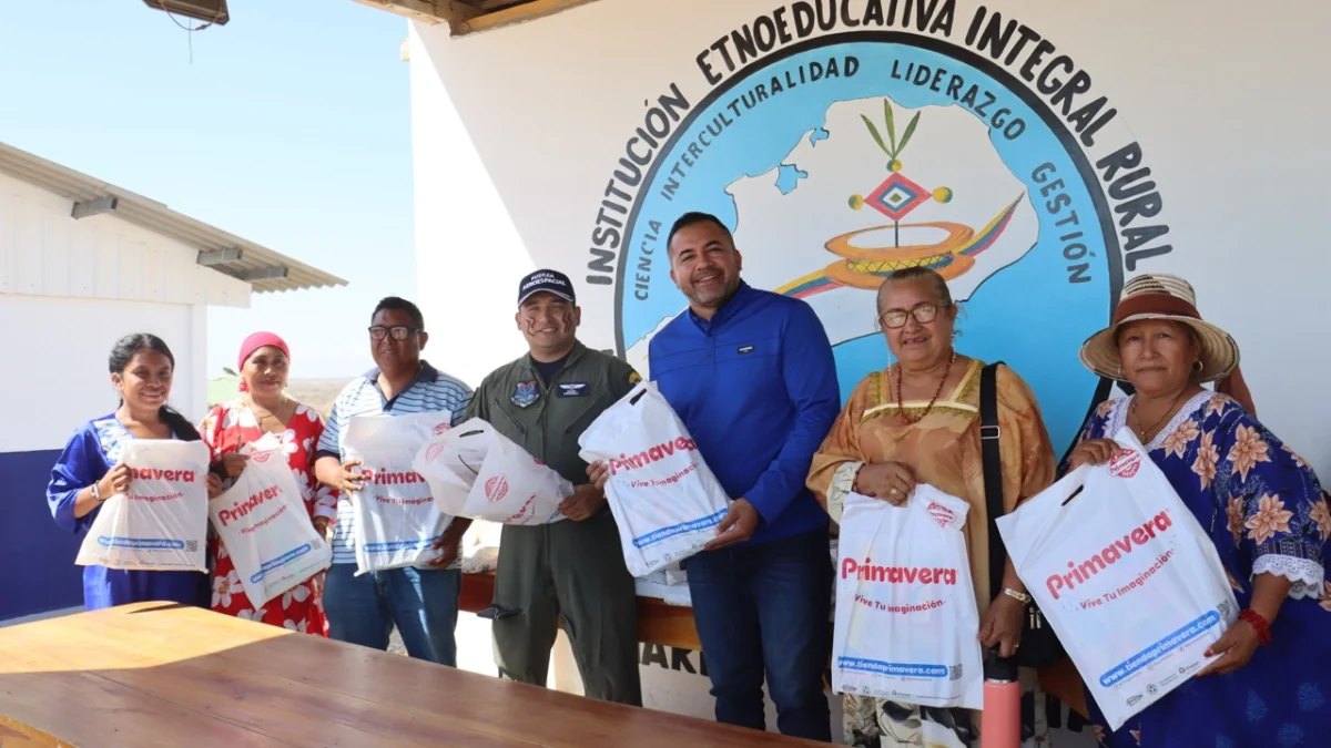 Comunidades wayuu de La Flor en La Guajira reciben aulas nuevas y 500 kits escolares