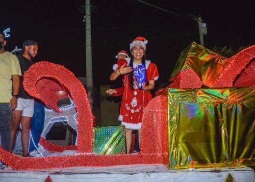 Reviva-el-tradicional-desfile-navideno-de-Hatonuevo-6
